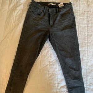 Levi’s 710 super skinny